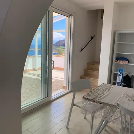 Costanza Villa San Vito Lo Capo